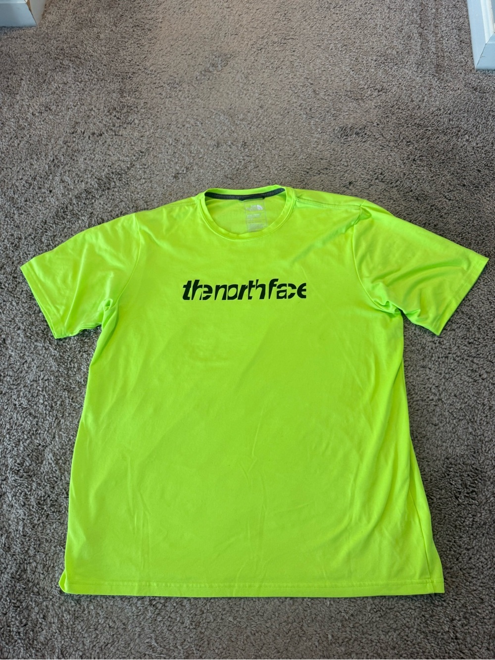 The North Face Men's Short Sleeve Active Tee - Neon Green